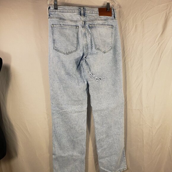Women's Lucky Brand Faded Straight Leg Jeans w/Rips - 8/29R - Picture 3 of 5